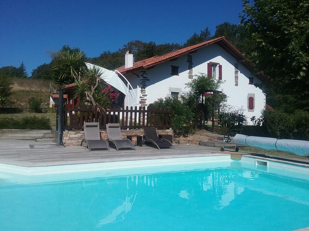Le Clos Gaxen Chambres D'Hotes La Bastide-Clairence ภายนอก รูปภาพ